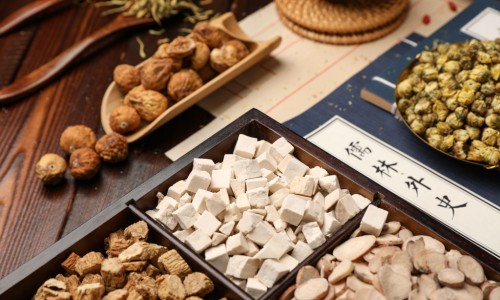 中药制川乌图片网—知名的制川乌药材图片网站,分享中药川乌图片知识